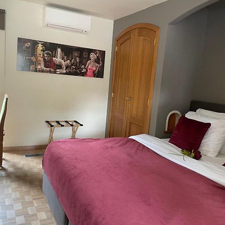 B&B Monroe Averbode Luaran gambar