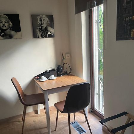 B&B Monroe Averbode Luaran gambar